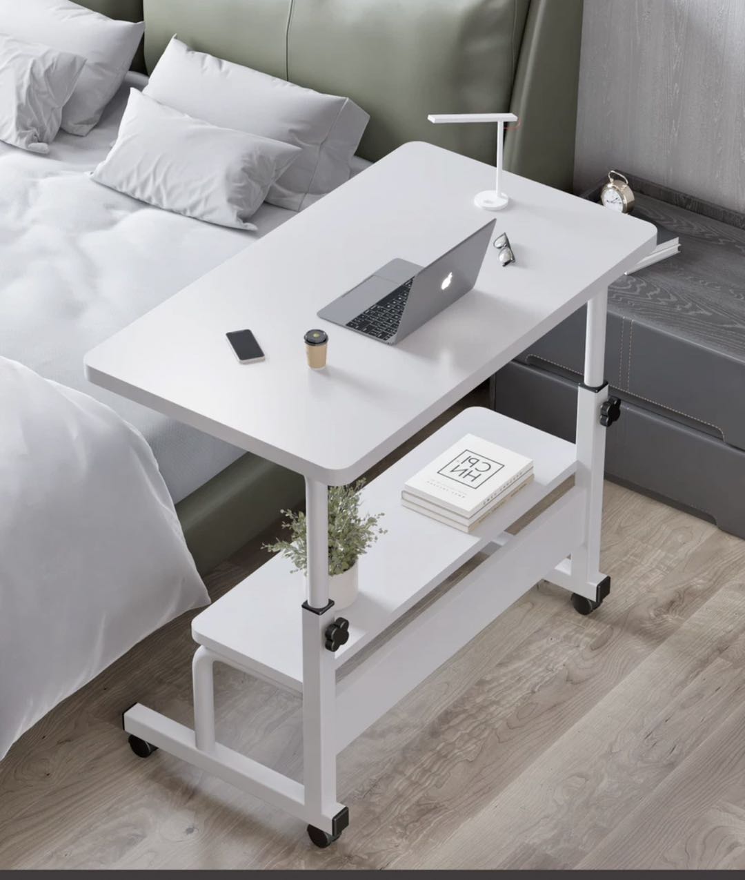 Table mobile réglable en hauteur – poste de travail sur roulettes